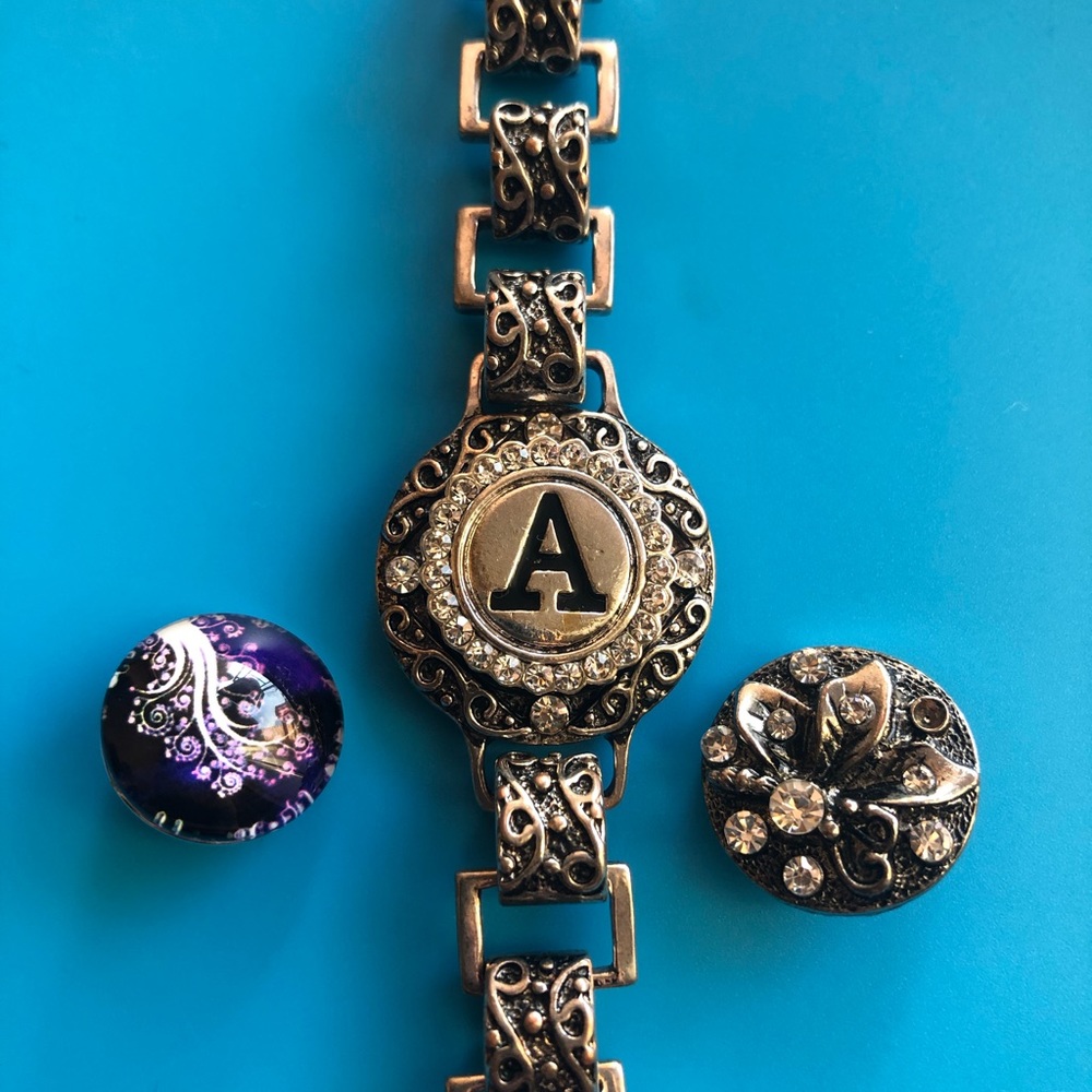 SNAP BUTTON BRACELET “A” INITIAL